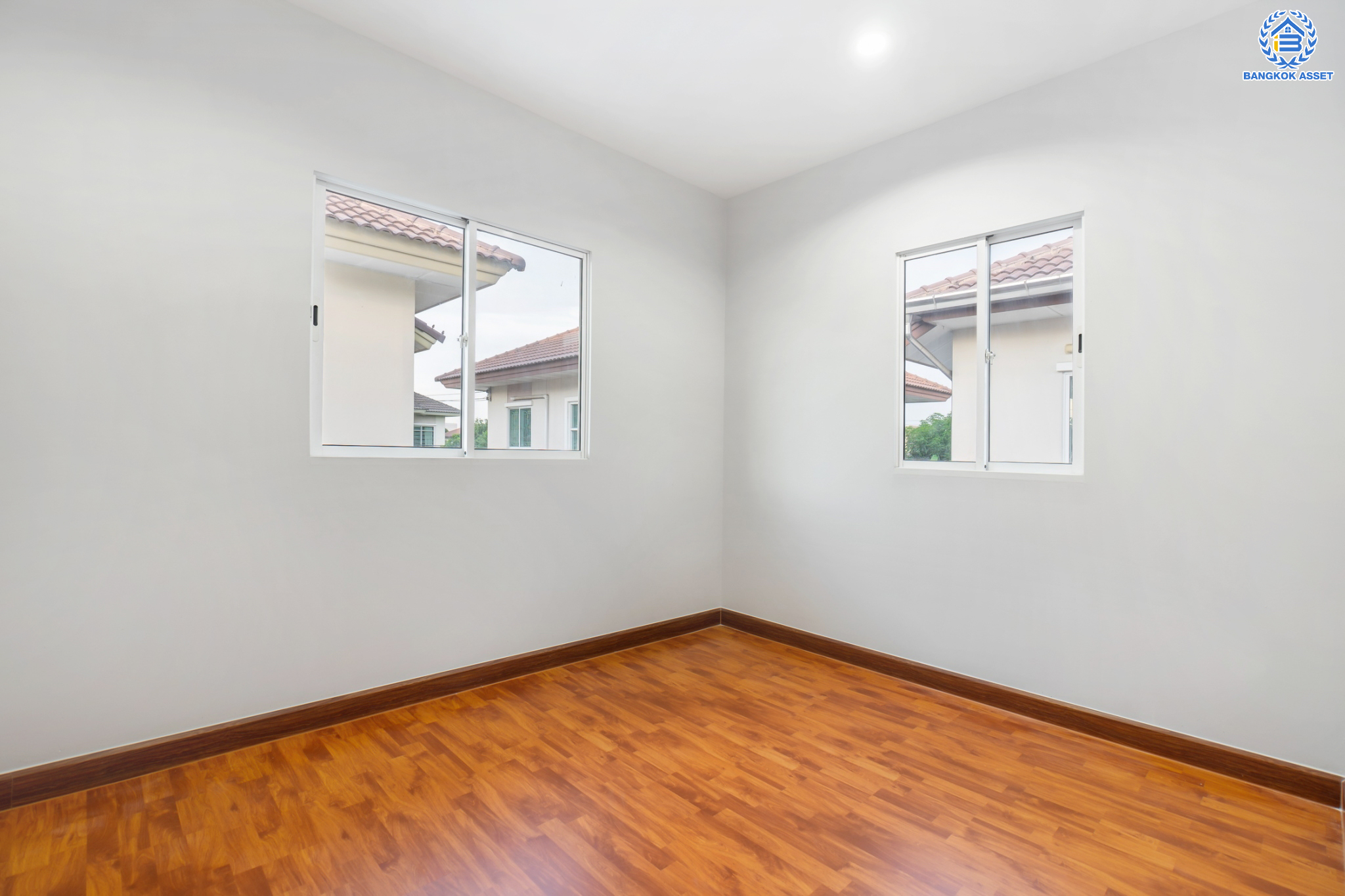 บ้านมือสองตกแต่งใหม่ โครงการ เดอะแพลนท์ ราชพฤกษ์-พระราม5 #หลังมุม! เนื้อที่ 51.2 ตร.ว. ฟังก์ชัน 3 ห้องนอน 2 ห้องน้ำ จอดรถได้ 2 คัน บนทำเลศักยภาพ เดินทางสะดวก ใกล้วงเวียนพระราม5, The Walk, ทางด่วน ศรีรัช และรถไฟฟ้าสายสีม่วง "สถานีบางรักใหญ่"